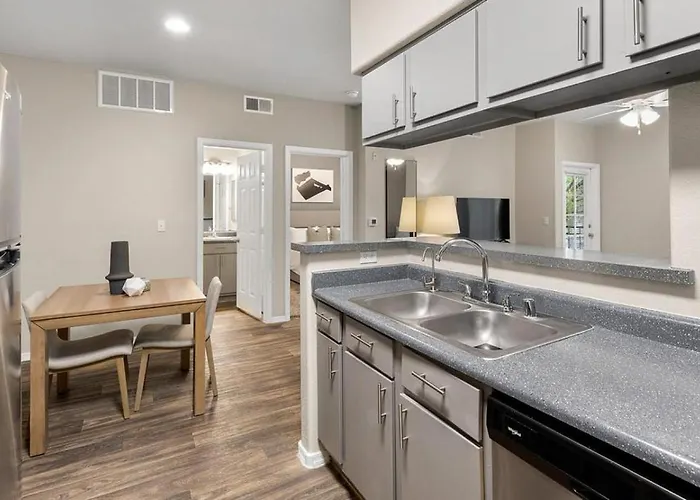 Landing - Modern With Amazing Amenities Apartment *